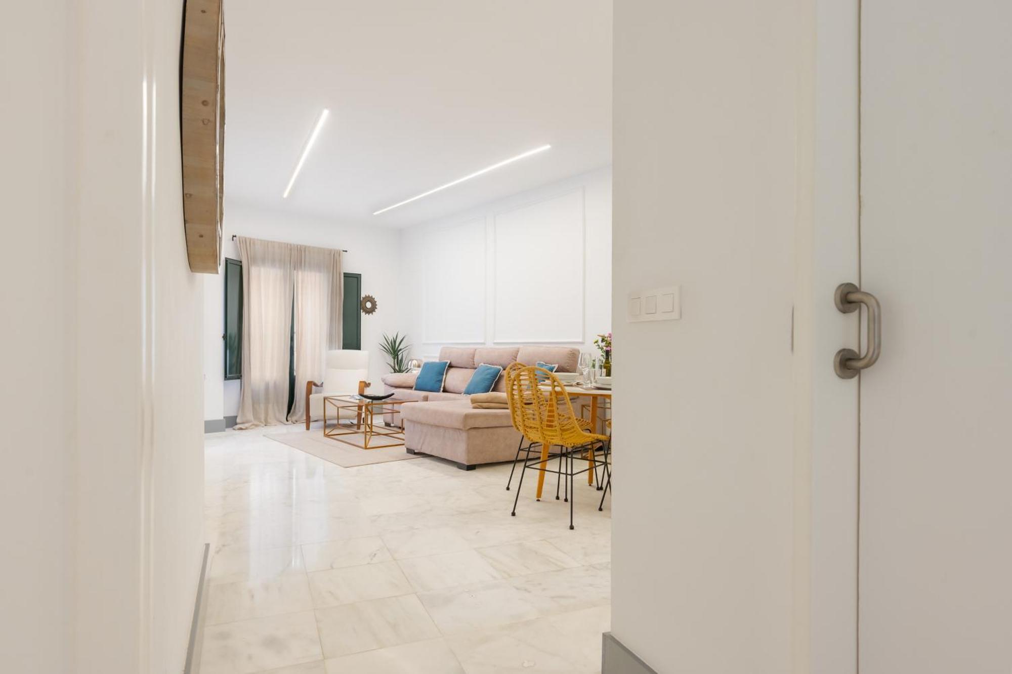 Panther Home Francos Севилья Экстерьер фото